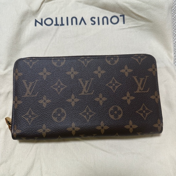 小物 LOUIS VUITTON ZIPPY ORGANIZER Louis Vuitton 'Zippy Organizer' Wallet – Fashionably Yours